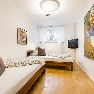Appartement Ferien Und Messewohnug Keulen
