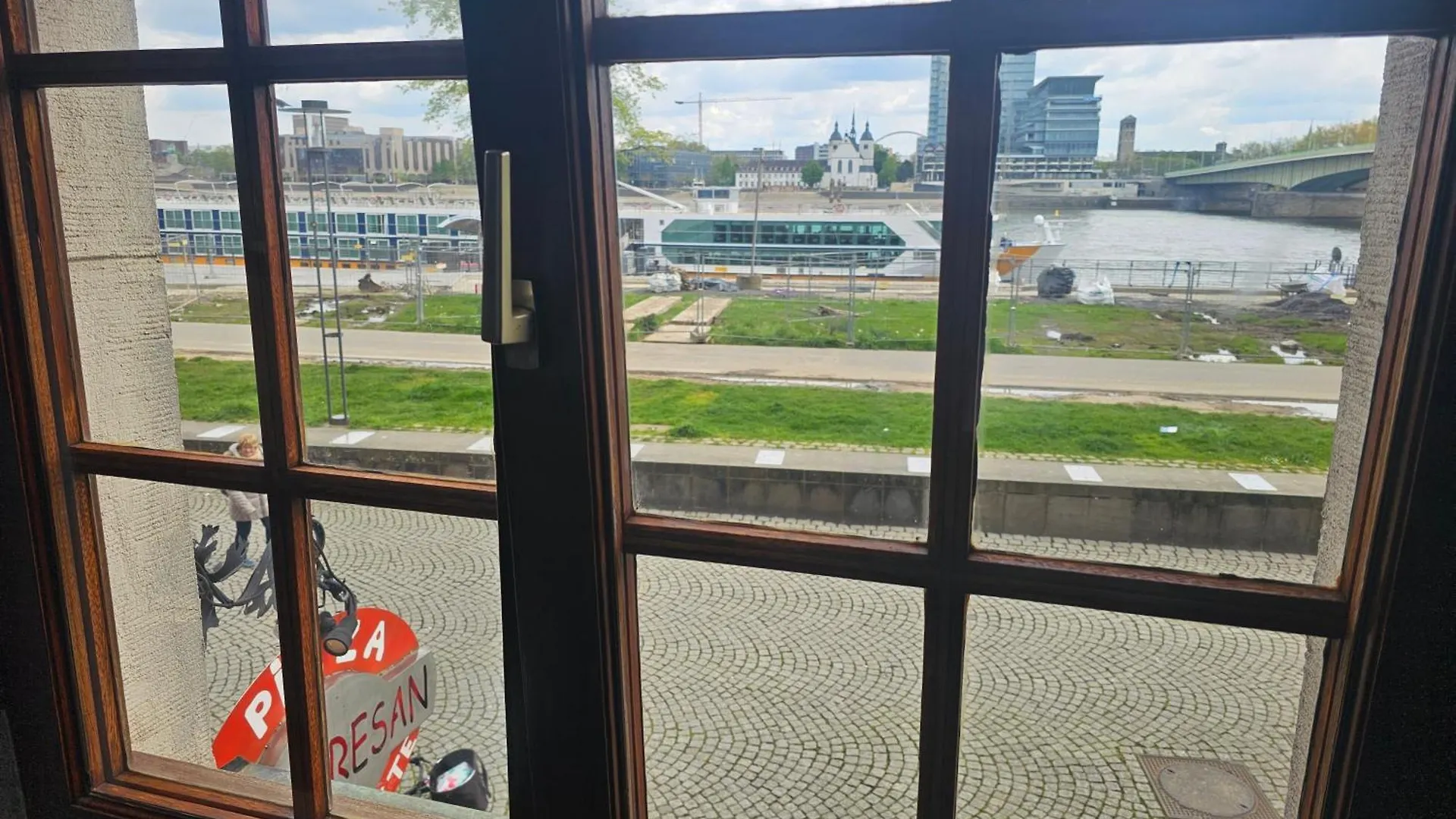Haus Enteresan Aparthotel Köln 2*,  Németország