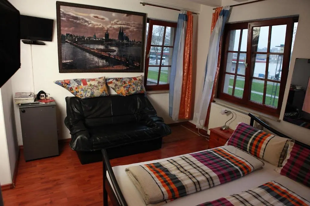 Haus Enteresan Aparthotel Köln
